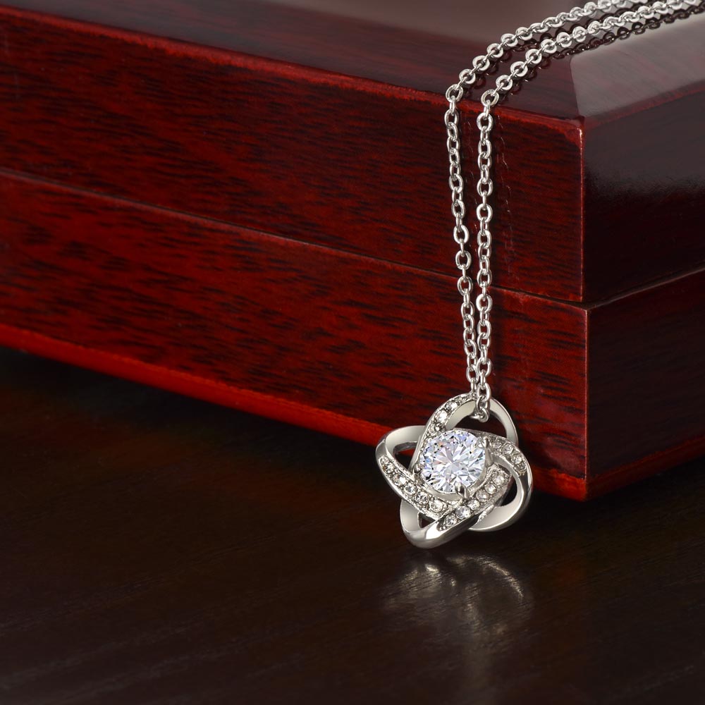 Romantic Gift for Wife – Necklace with Emotional Letter from Husband